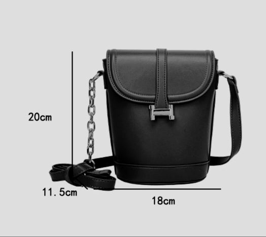 Bucket Crossbody H